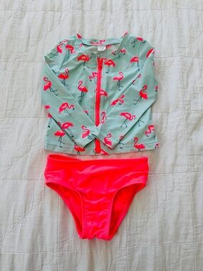 Baby Gap Girls Two-Piece Flamingo Rash Guard Swim Set – Size 3 Years Toddler